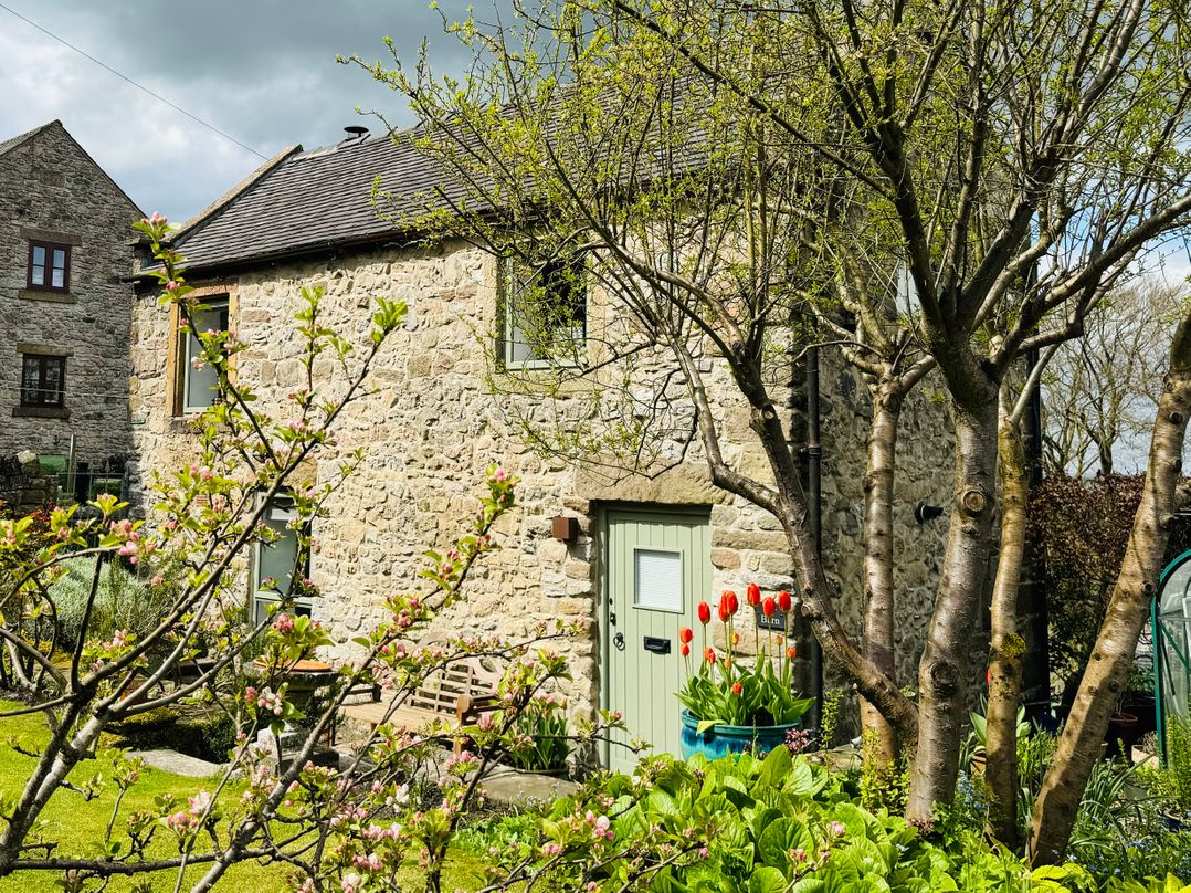 Tor Barn