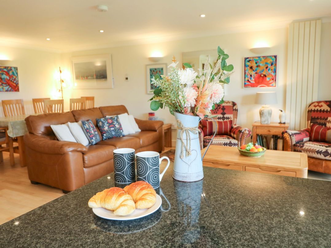 5 Thurlestone Beach