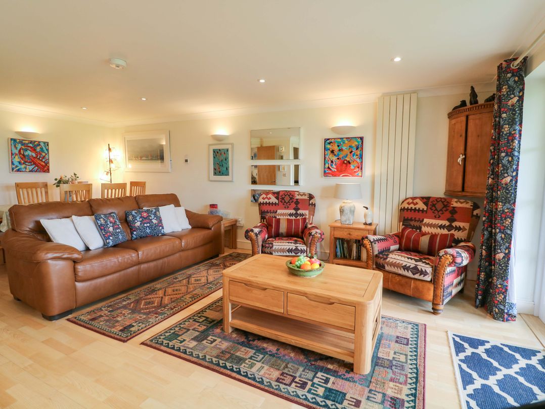 5 Thurlestone Beach