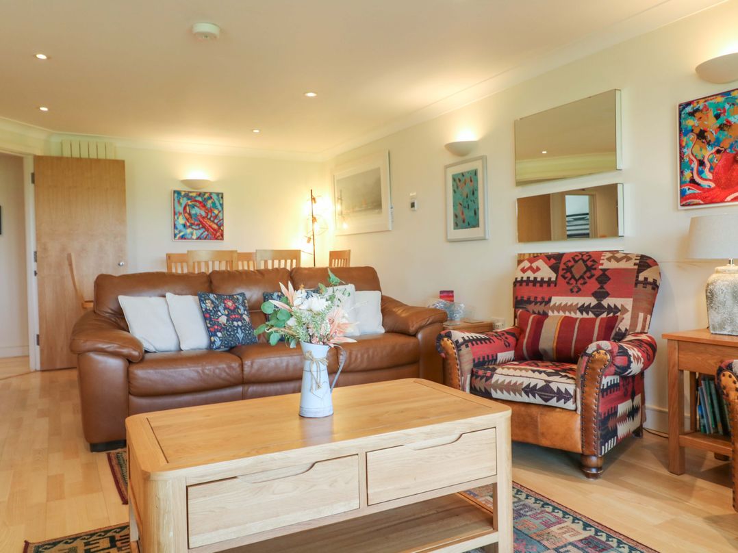 5 Thurlestone Beach