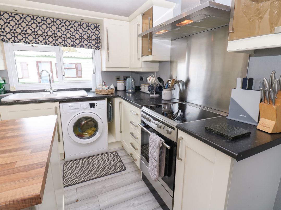 A and C Lodge-Plot 21