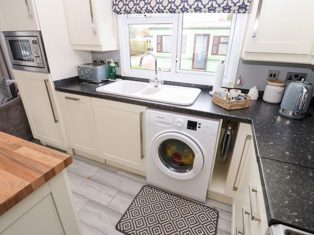 A and C Lodge-Plot 21