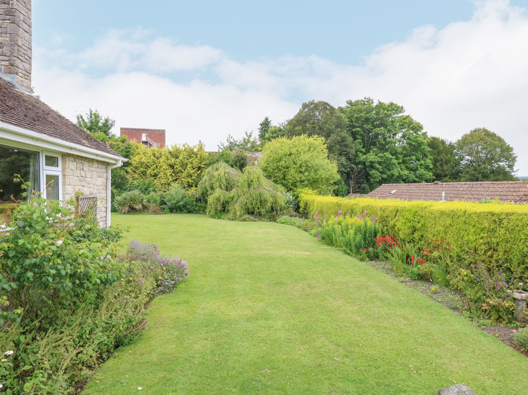 Glyde House