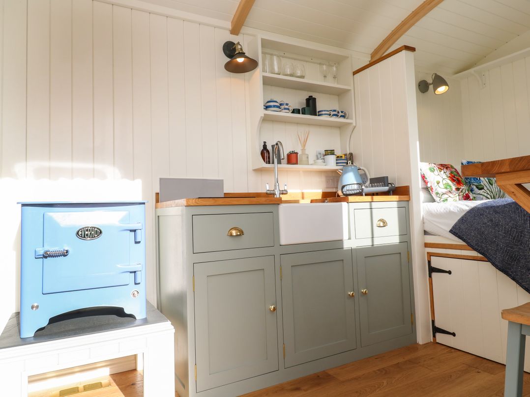 Lower Trewern Shepherds Hut