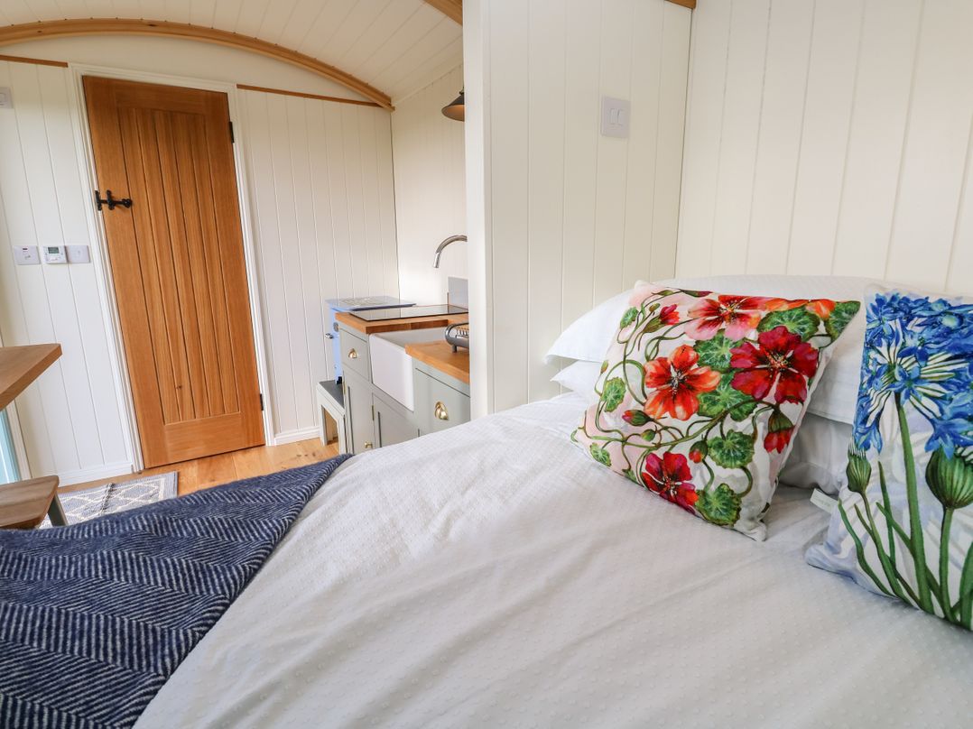 Lower Trewern Shepherds Hut