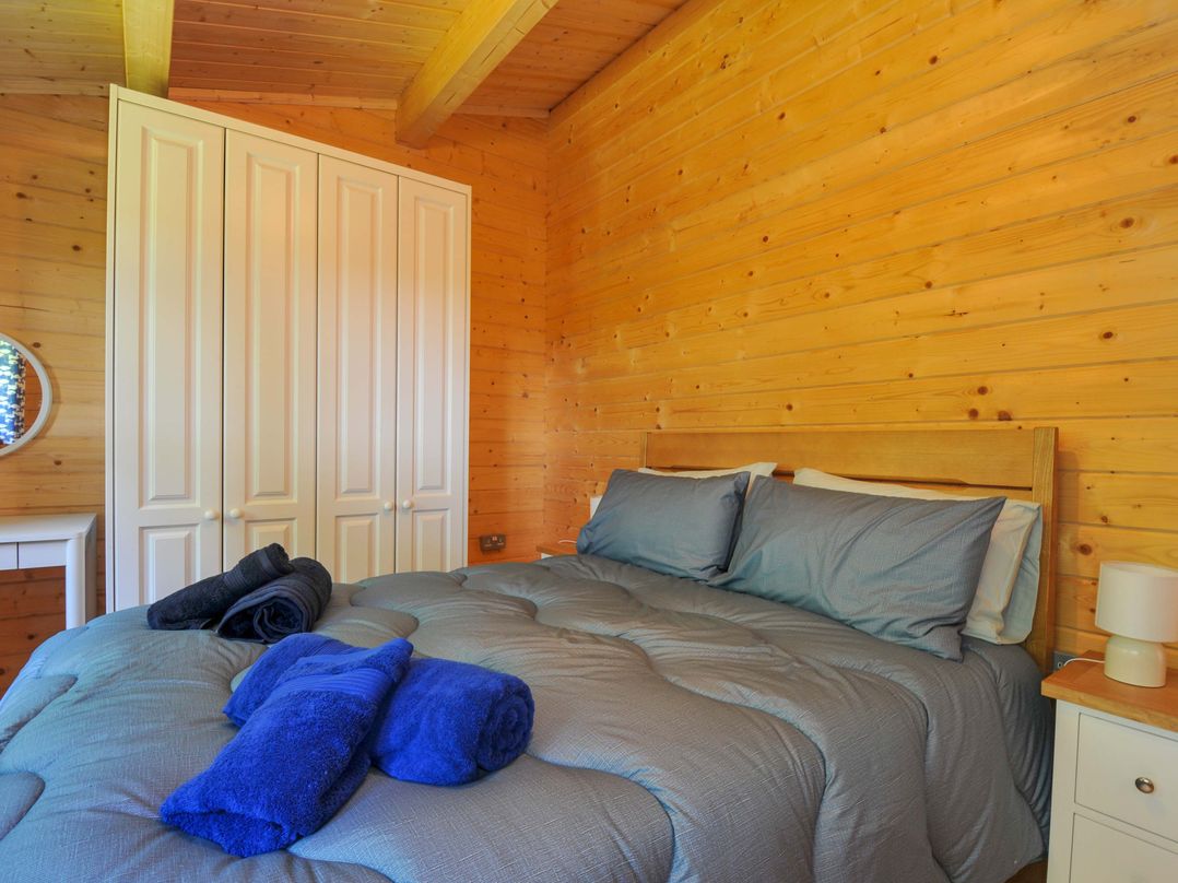 Owl Lodge