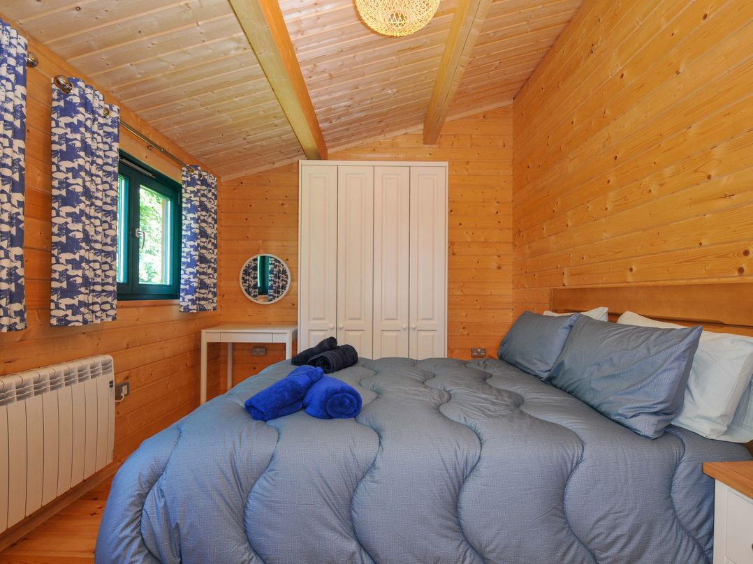 Owl Lodge