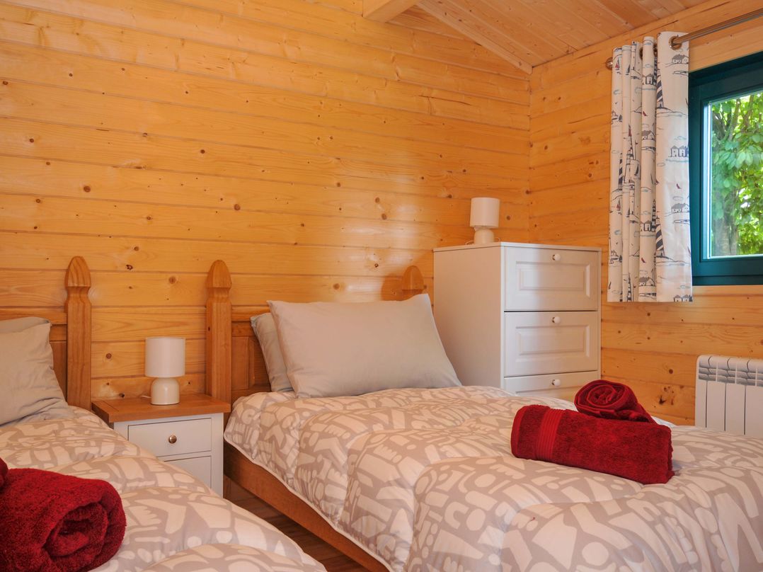 Owl Lodge