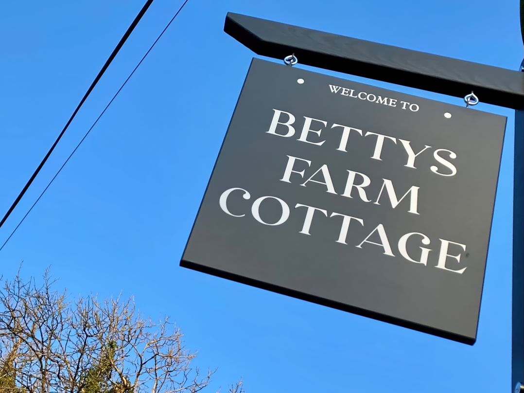 Betty's Farm Cottage