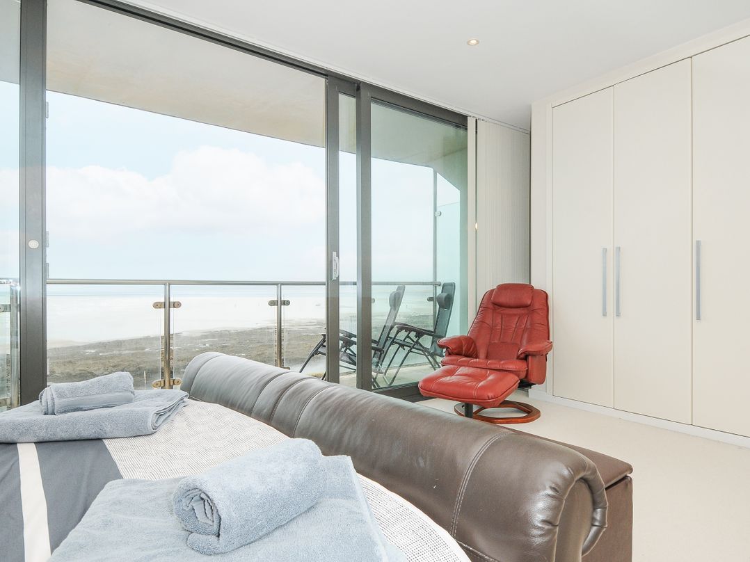 2 Horizon View