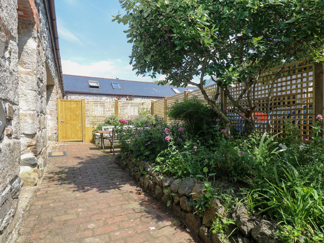 Bert's Barn