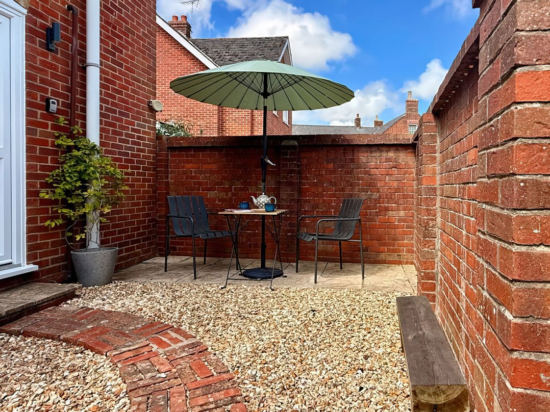 8 Biddlecombe Orchard