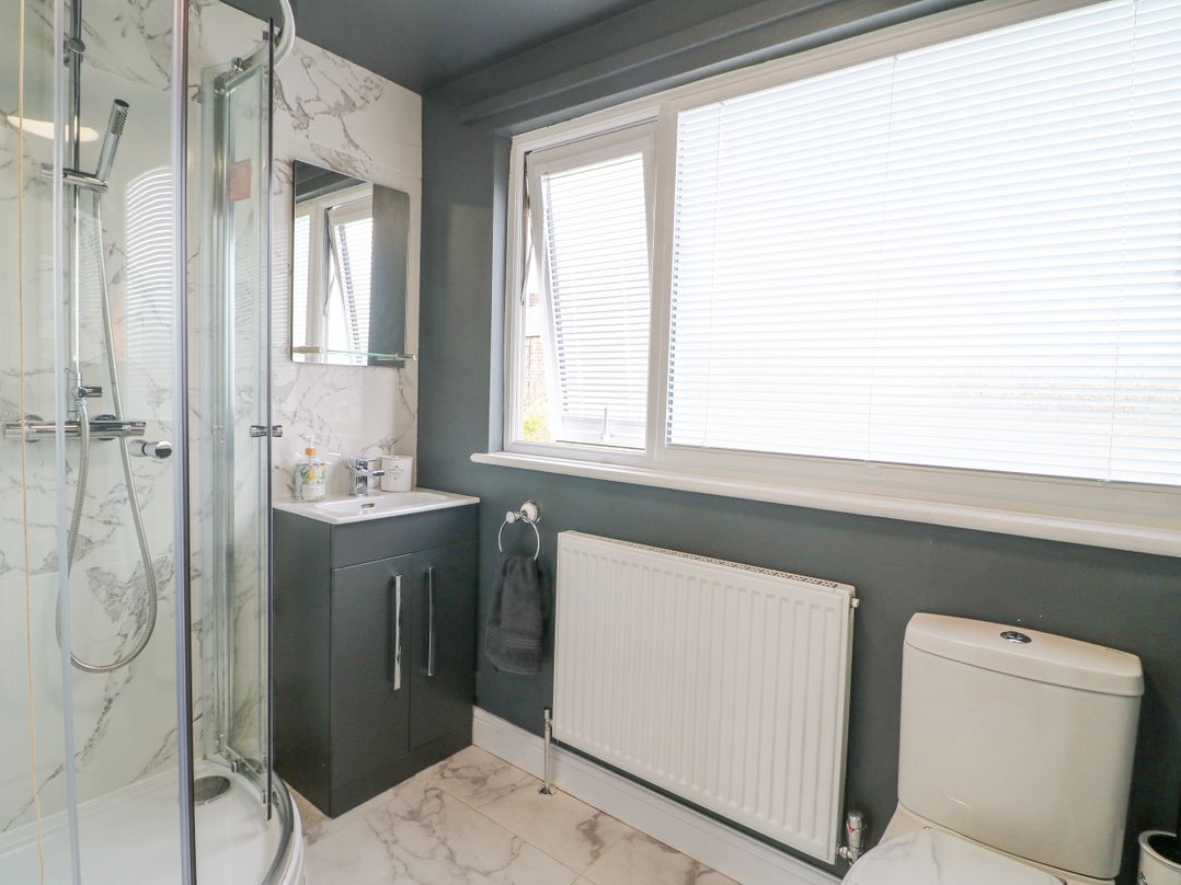 Matlock Maisonette