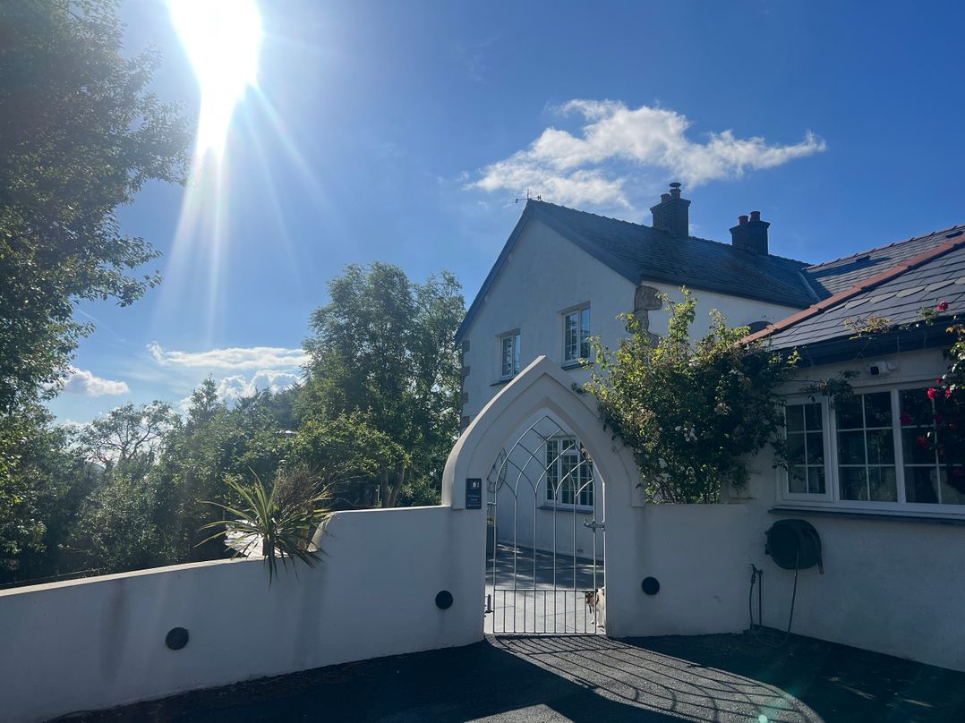 The Manor House Skerry Vore