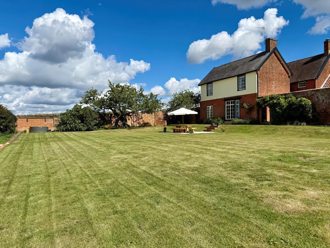 Knights Farm