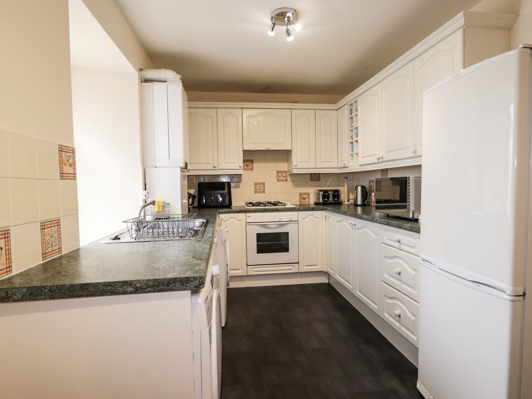 5 Pitgaveny Court