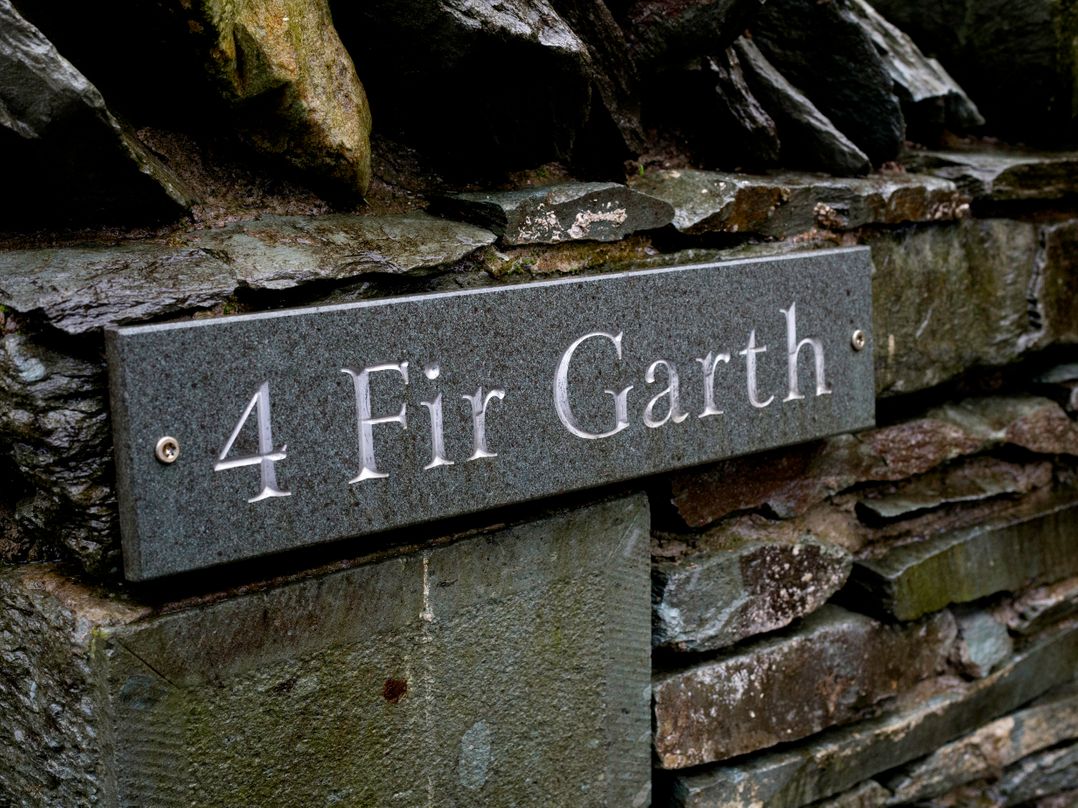 4 Fir Garth
