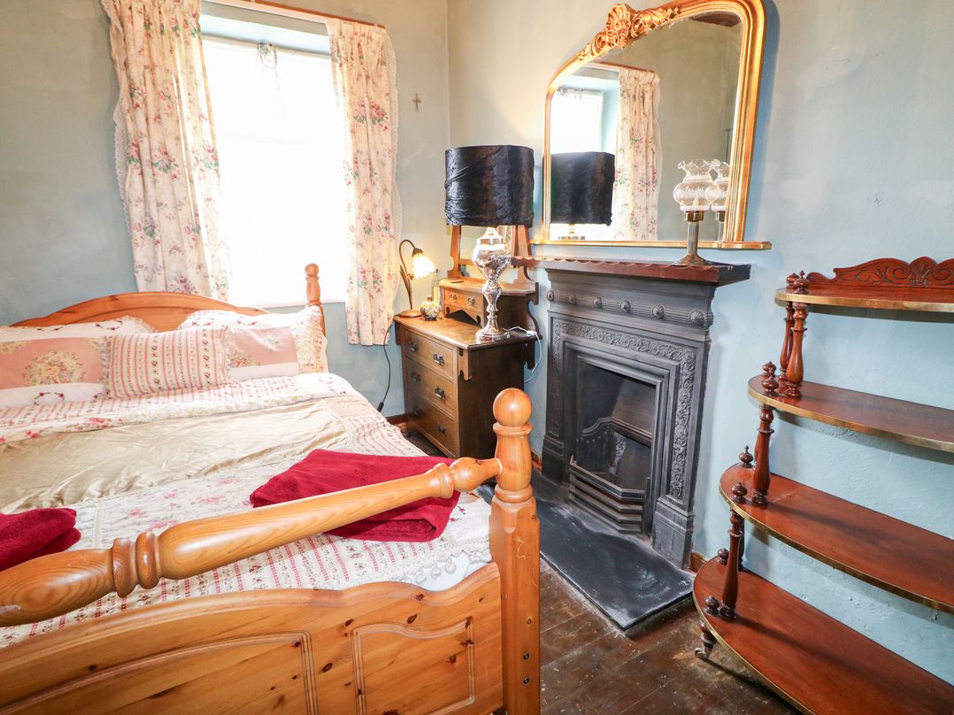 Crea The Mission Hall