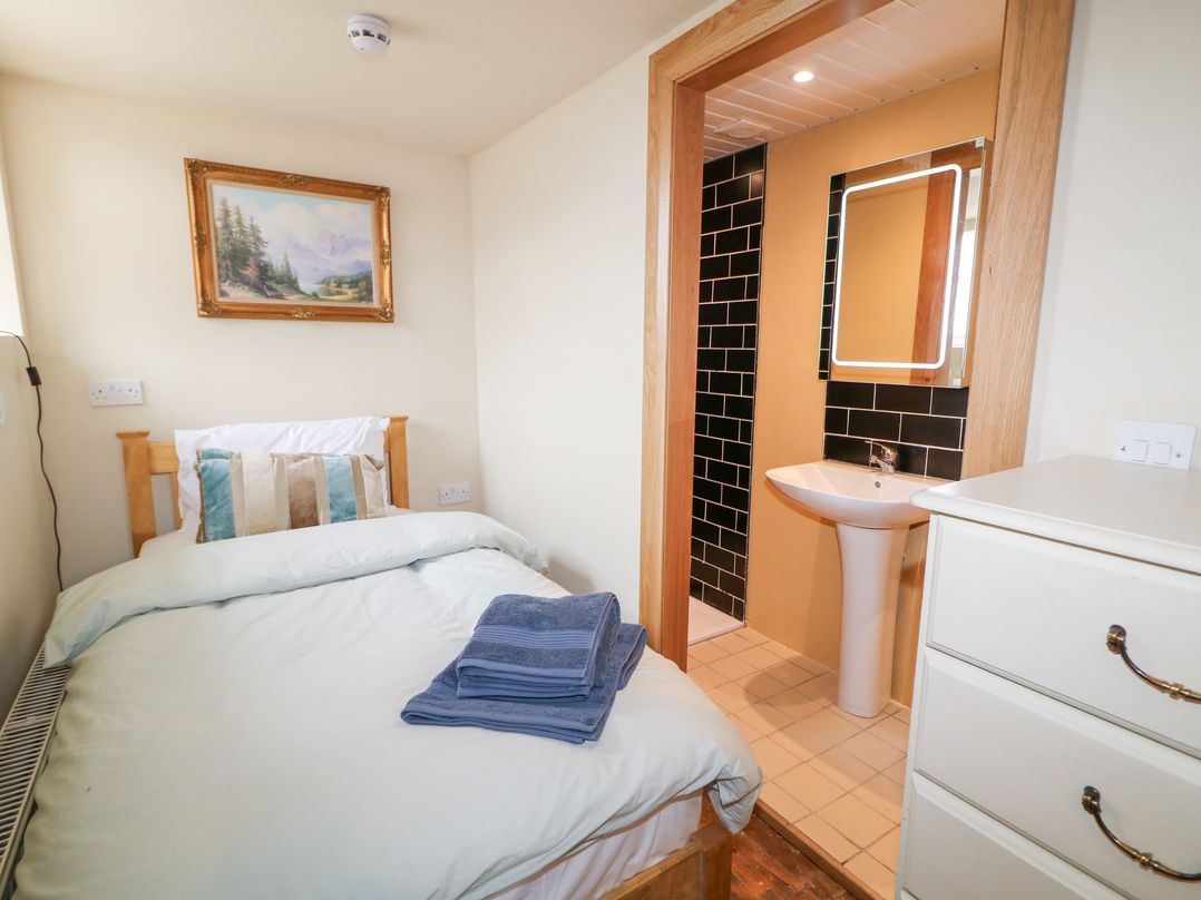 Crea The Mission Hall