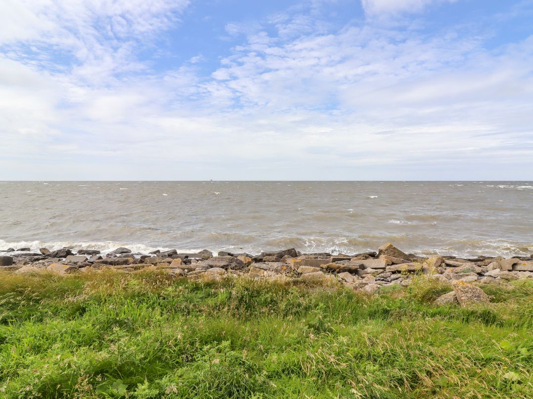 2 Sea View Lodge