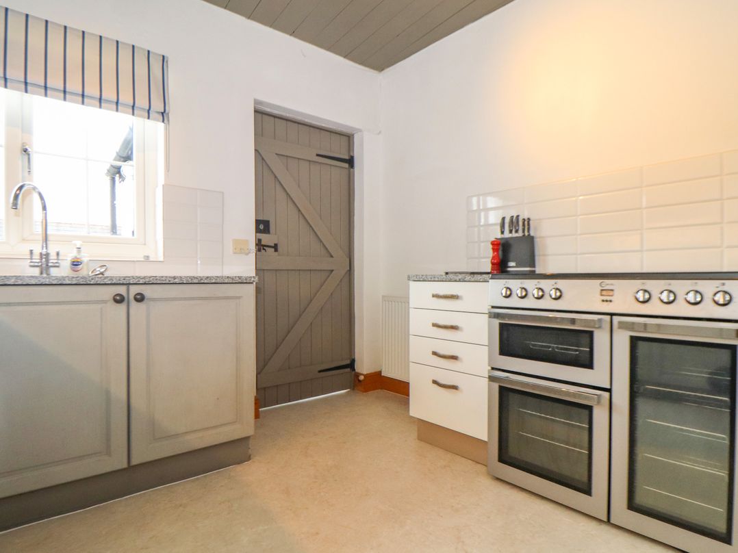 Cobblestone Cottage