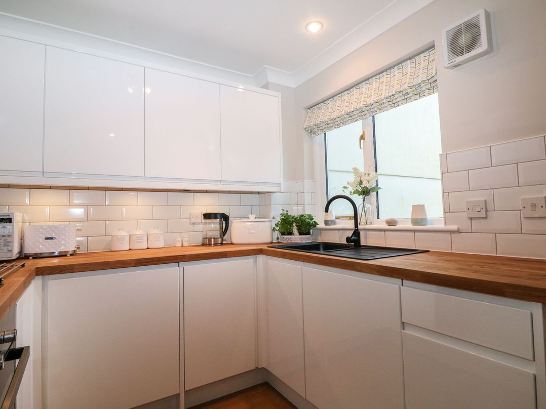 Breeze Cottage
