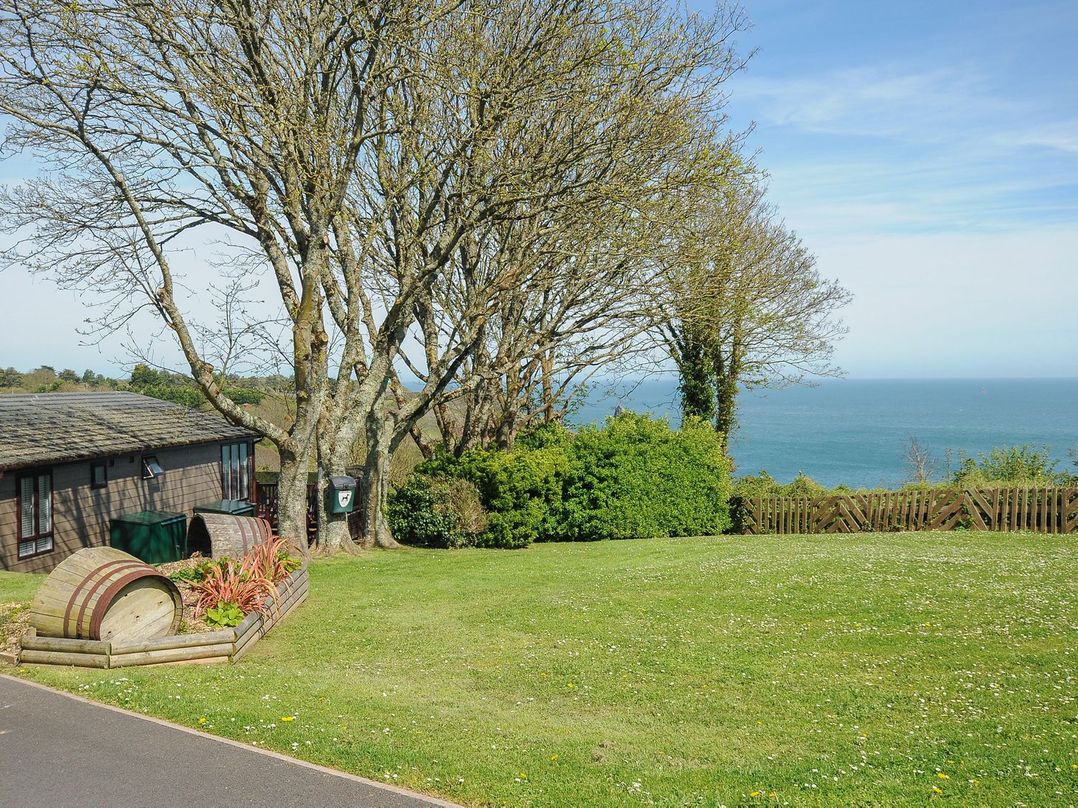 2 Bed Silver Chalet Plot T011