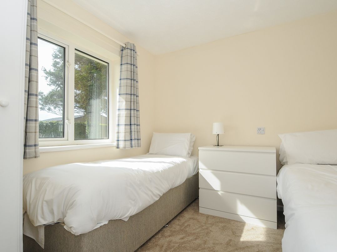2 Bed Silver Chalet Plot T031