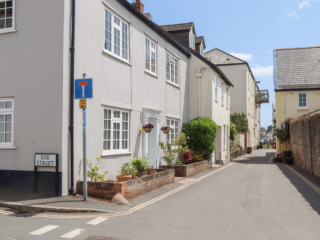 5 Exe Street