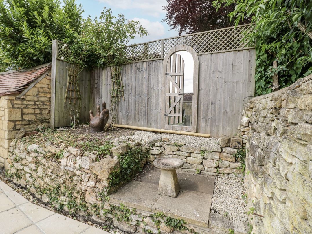 Cotstone Cottage