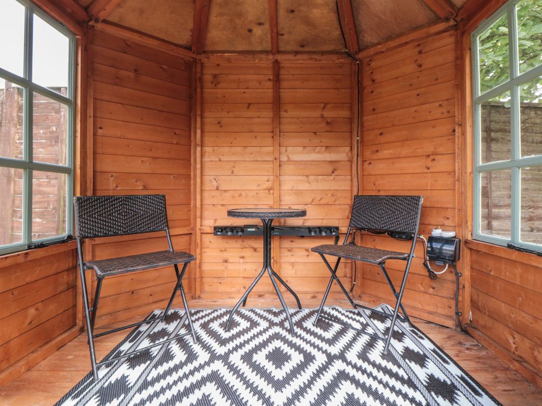 Midsummer Cottage