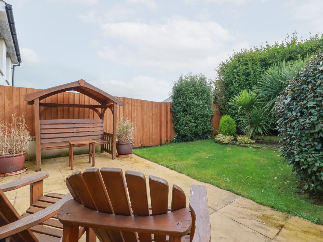 Blissful Ocean Breeze