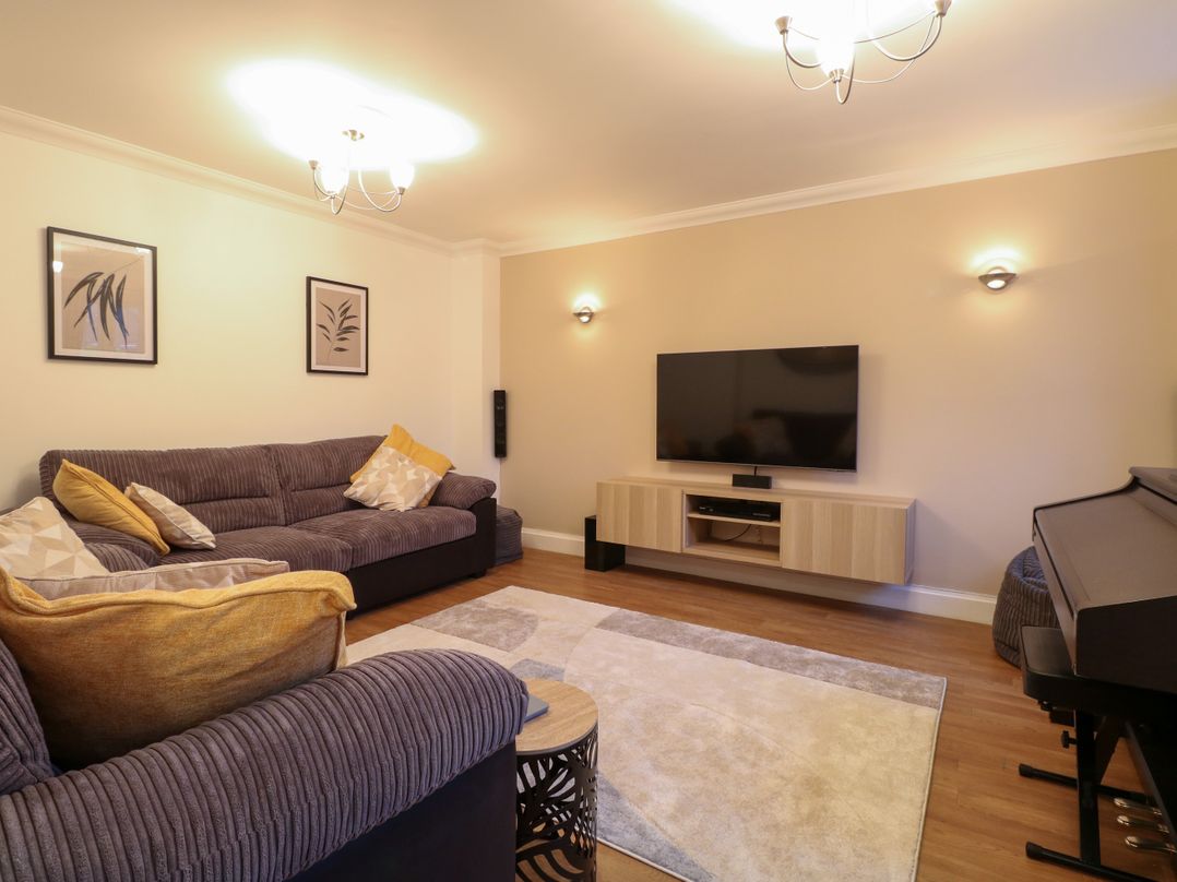 19 Stablefield Way