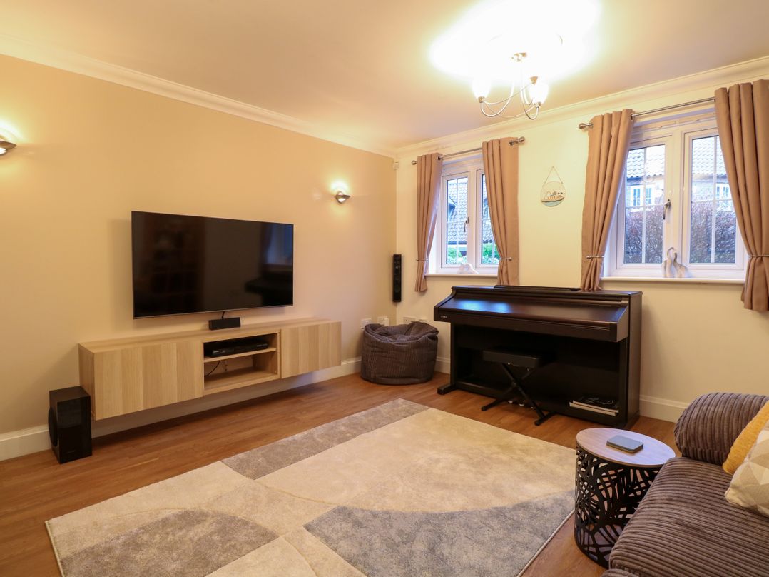 19 Stablefield Way