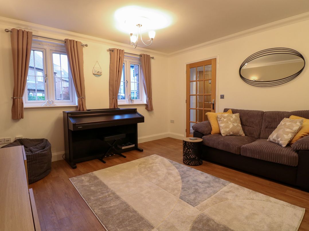 19 Stablefield Way