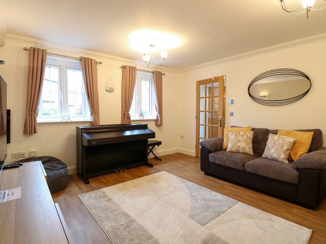 19 Stablefield Way