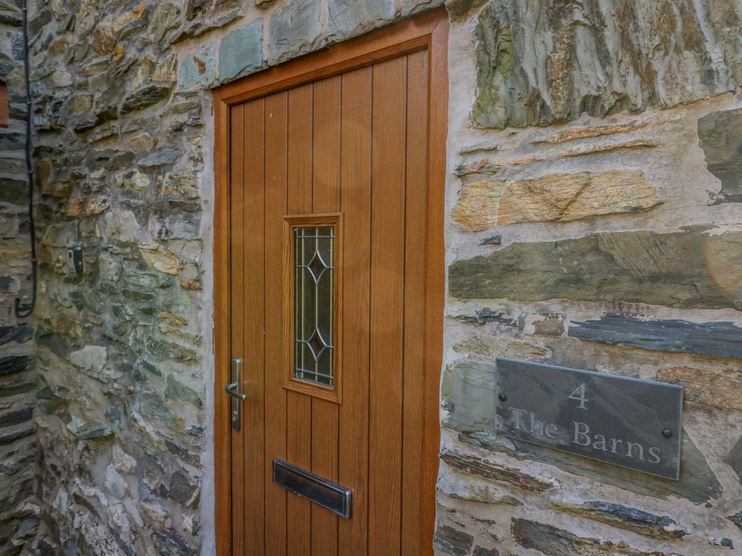 4 The Barns