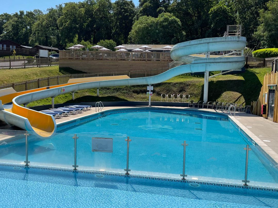 The Poplars - 11 Pool View