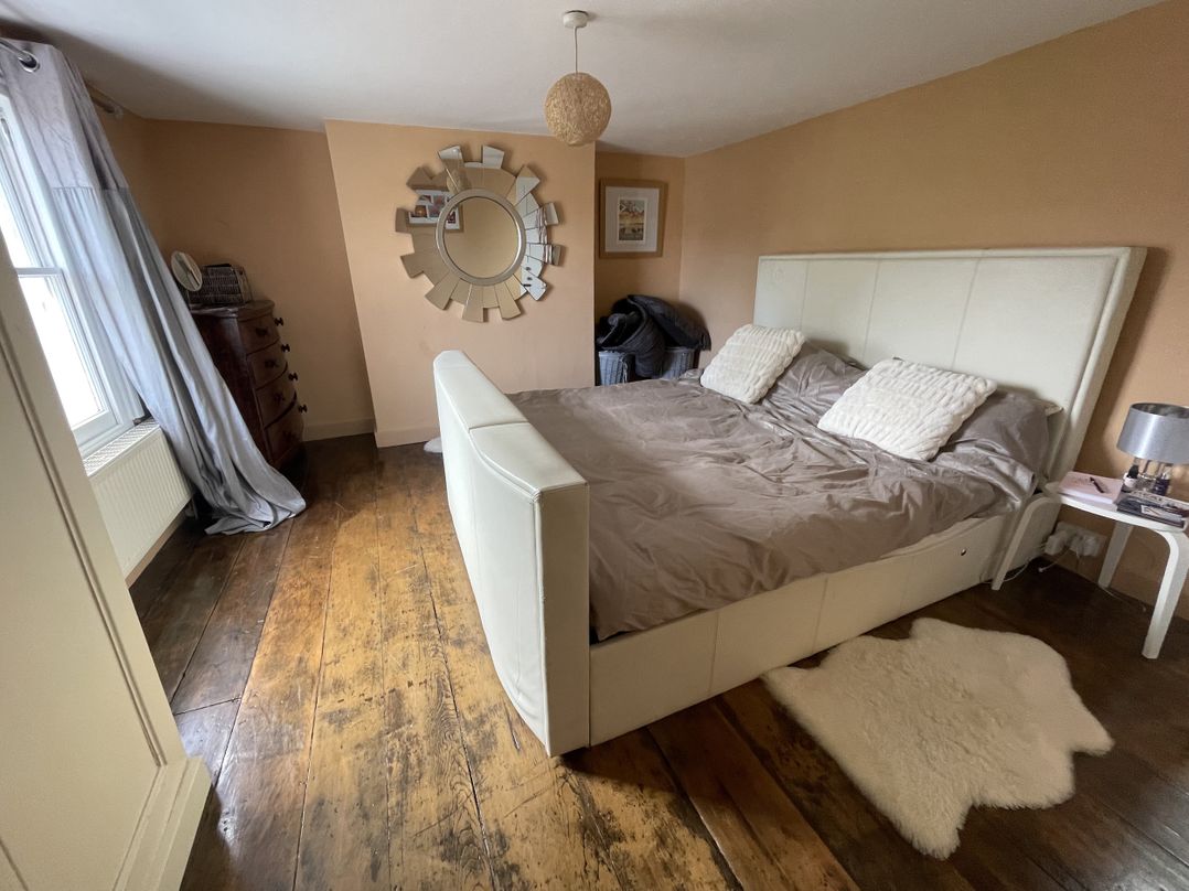 Delightful Dorset House By Wareham River