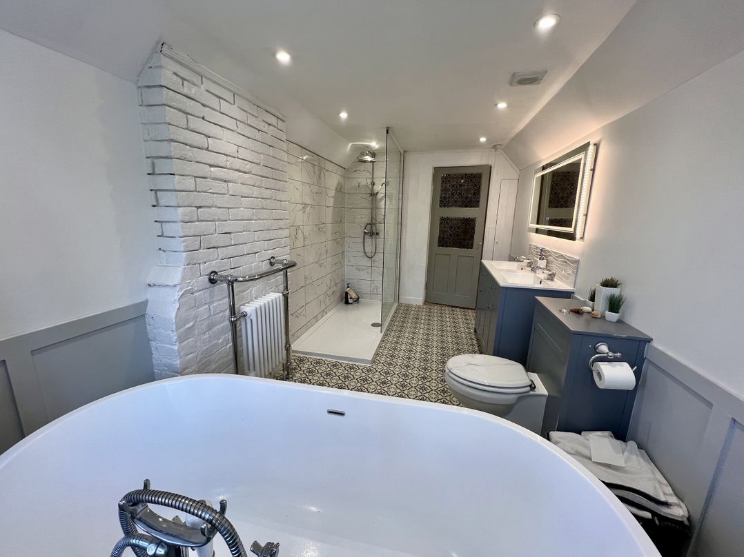 Delightful Dorset House By Wareham River