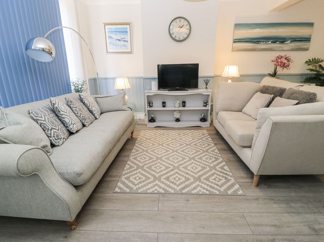 Delightful Dorset House By Wareham River