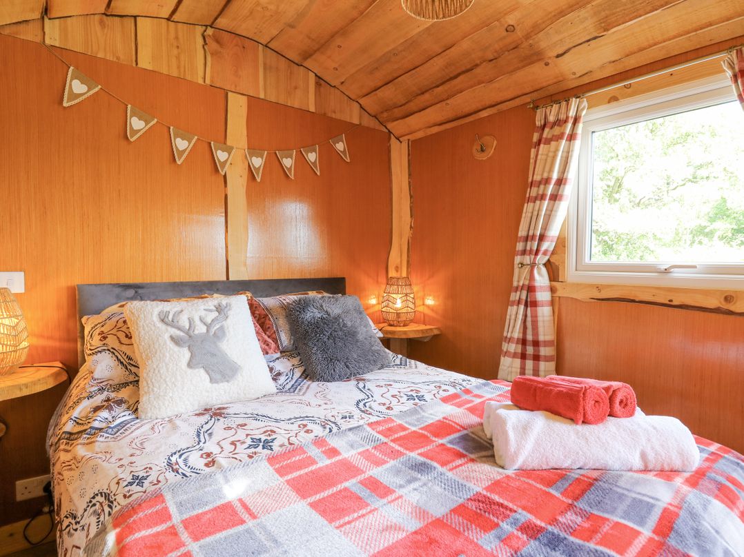 Shepherd's Cwtch