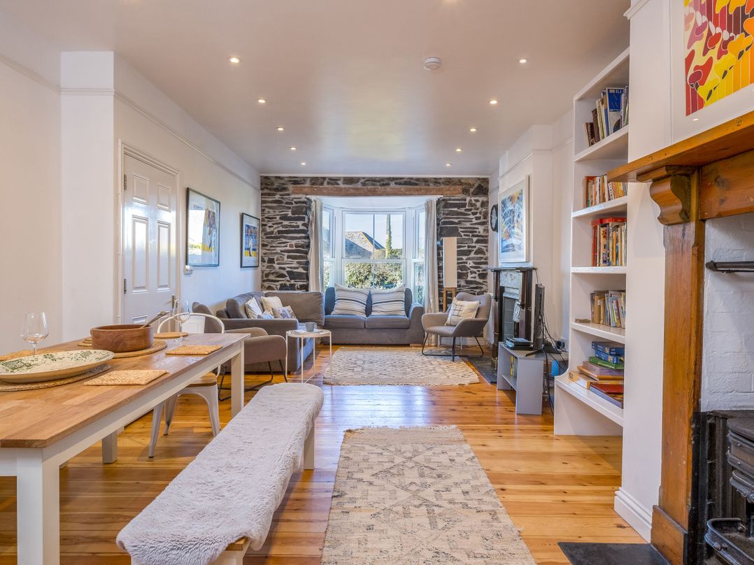 2 Glyddins 1910, Rock - Sleeps 10 guests