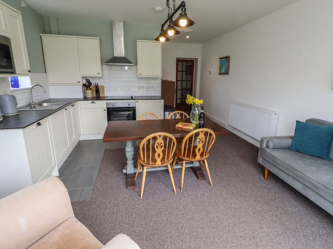 Honeysuckle Cottage