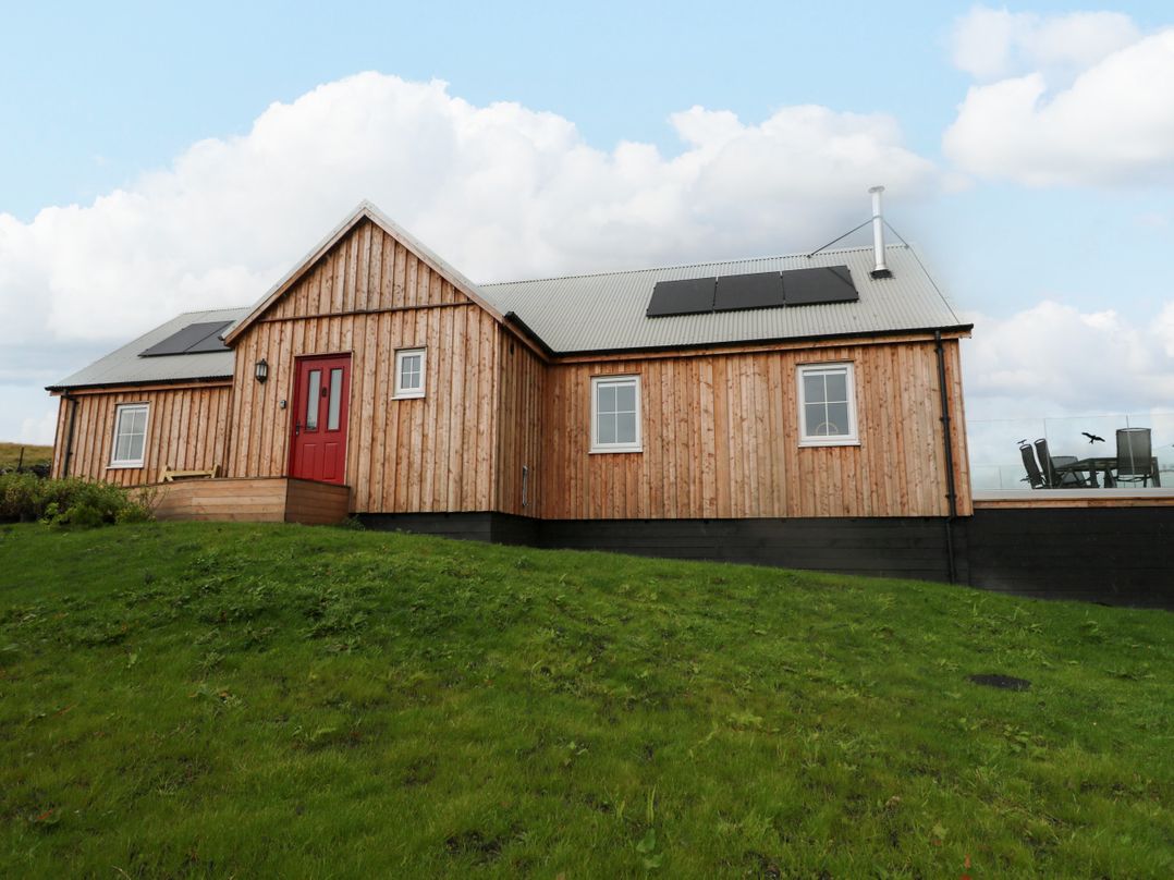 Tirlaggan UR