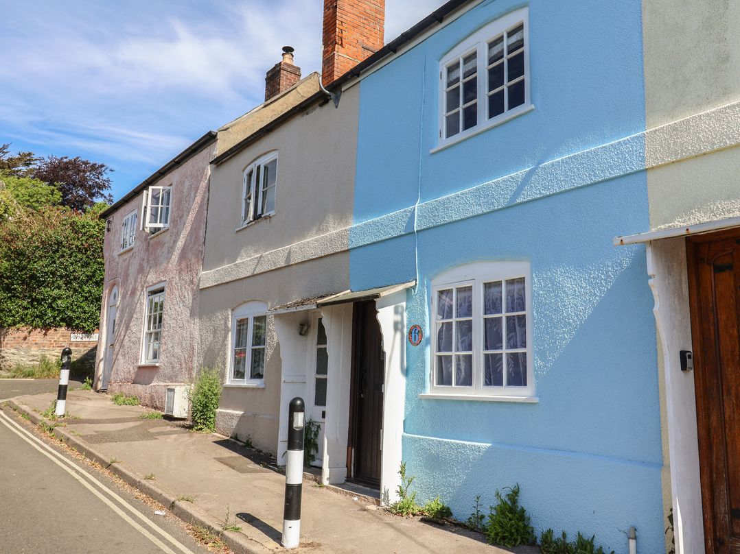 6 Bedford Place