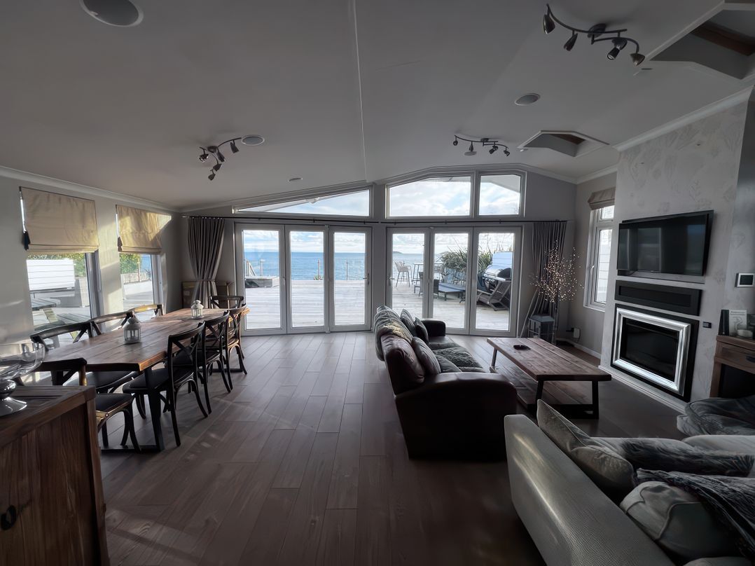 M45 Lodge