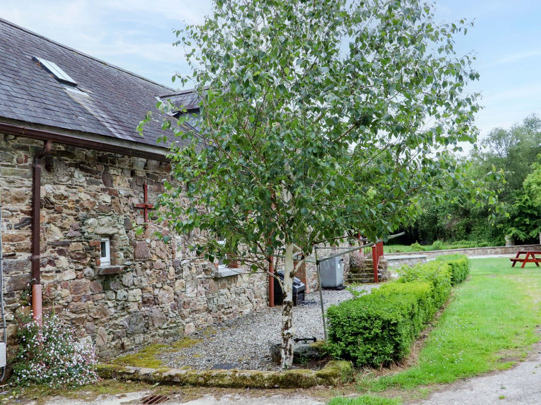 Orchard Barn