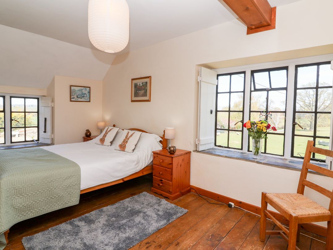 Hyde cottage