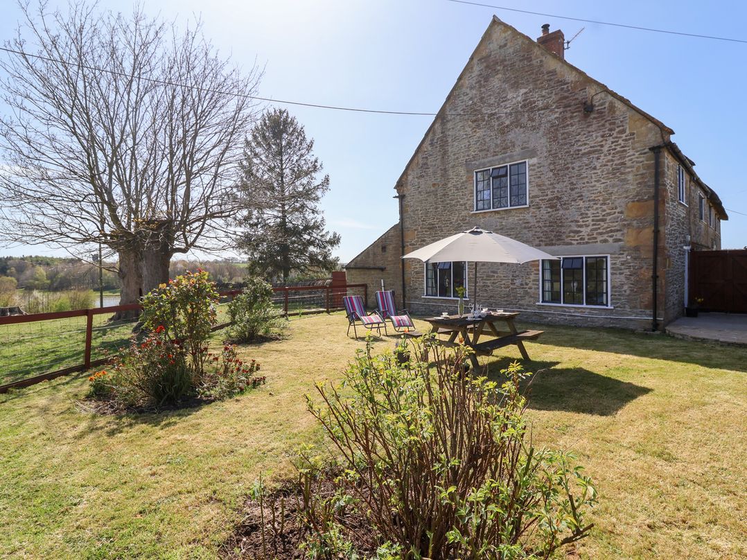 Hyde cottage